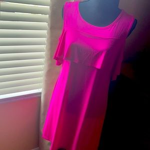 Hot pink with ruffle sleeveless dress